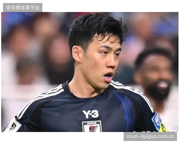中场核心硬碰硬将上演，莱杜尼能否在中场绞杀中限制住远藤航成关键。